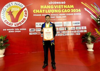 ELINK VINH DỰ ĐƯỢC CHỨNG NHẬN HÀNG VIỆT NAM CHẤT LƯỢNG CAO – LẦN THỨ 7 LIÊN TIẾP (2018-2024)